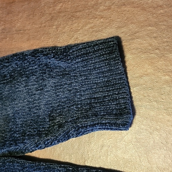 Express Black Tunic Sweater - Picture 6 of 8